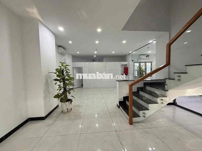Toà nhà Văn Phòng trục Chính Phú Hoà 1 hầm 5 tầng có thang máy ,pccc