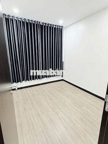 Cho thuê 1PN 1WC sẵn máy lanh, máy nước nóng C Sky View, 5,5 Triệu