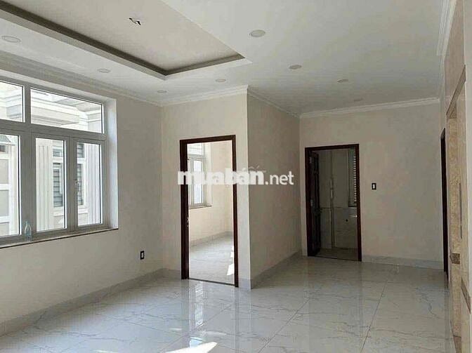 Biệt Thự Ngay Phố Đi Bộ  Bạch Đằng 10x25m 1 trệt 2 Lầu có thang máy