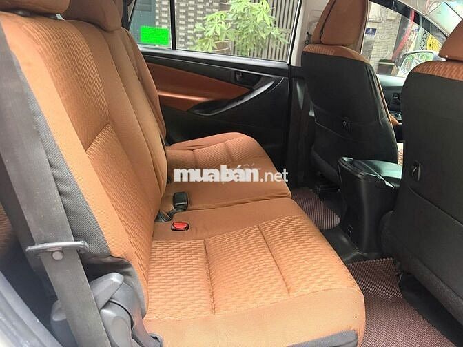 Toyota INNOVA E 2019 số sàn Zin xe gia đình dùng
