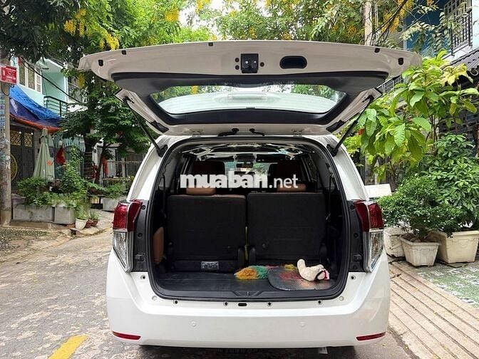 Toyota INNOVA E 2019 số sàn Zin xe gia đình dùng