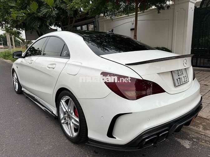 Mercedes-Benz CLA45 AMG 4MATIC 2015 Trắng ngọc tra