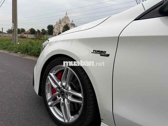 Mercedes-Benz CLA45 AMG 4MATIC 2015 Trắng ngọc tra
