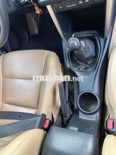 Toyota Innova 2.0E 2018 Số sàn 8 chỗ Nâu