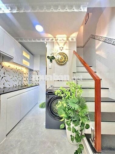 Nhà đẹp giá tốt HXH Lê Văn Sỹ P.13 Q.PN Giá 3,125Tr(TL) 34,32m2 Ở Ngay