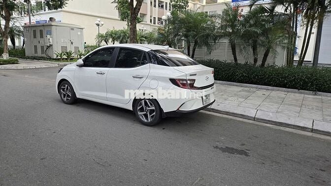 Hyundai i10 1.2 AT 2021 46000 km Trắng
