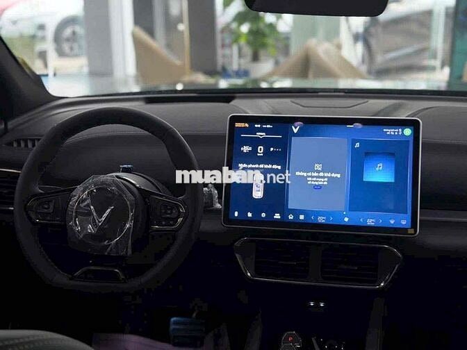 VinFast VF8 Plus - Trả trước từ 100Tr nhận xe ngay