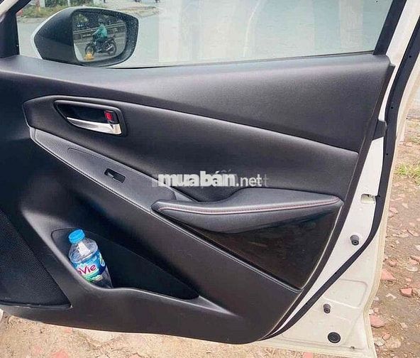 Mazda Mazda 2 2016 Trắng