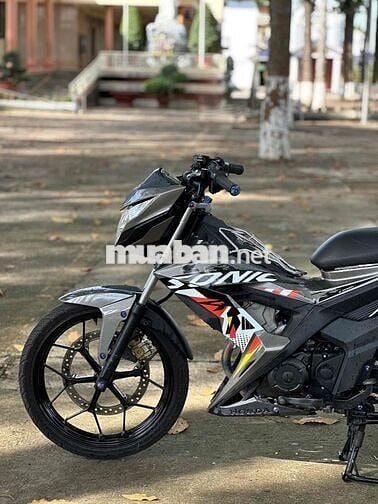 Honda Sonic côn tay màu Đen