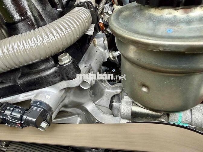 Toyota Innova 2.0E MT 2020 Trắng Số sàn