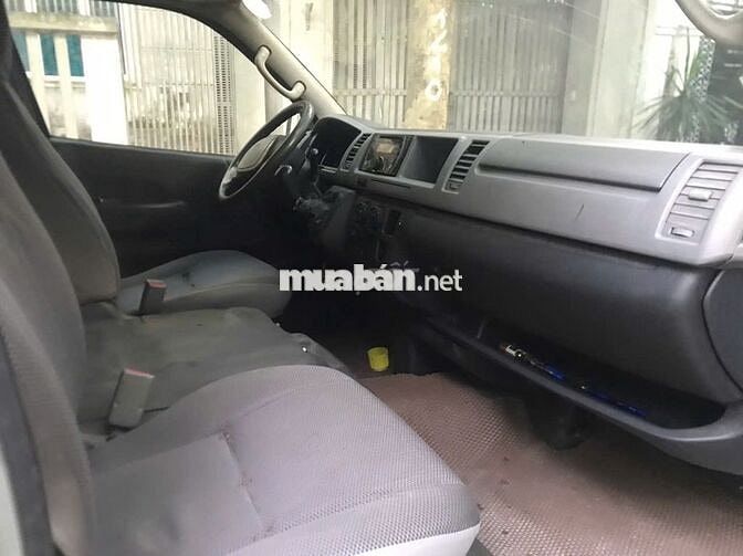 Toyota Hiace 2008 3 chỗ máy dầu