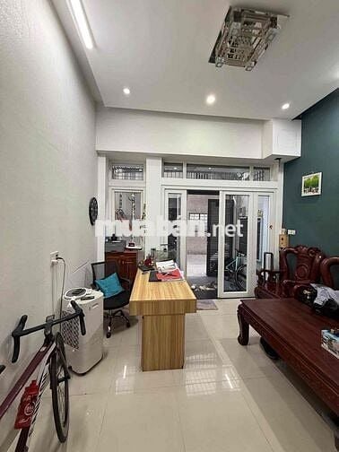 Hoà Bình / Thoại Ngọc Hầu 65m2(4x16), 3F, Giá 6.9 tỷ