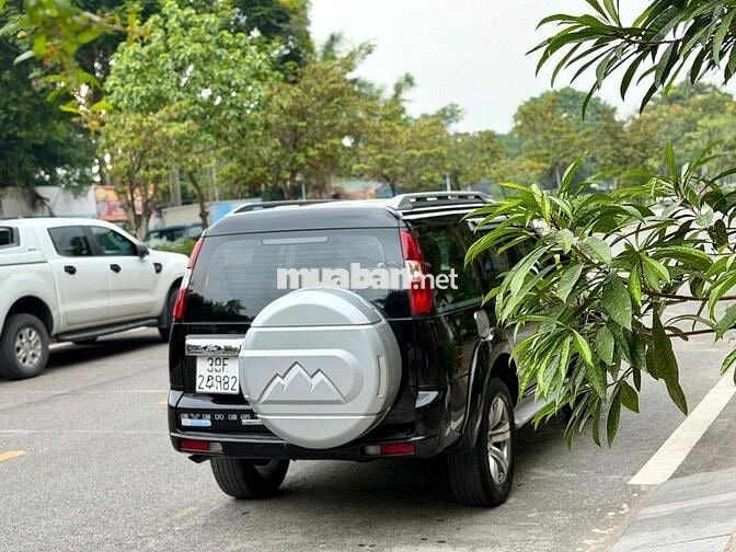 Ford Everest 2.5L AT 2012 Đen Tự động Xăng