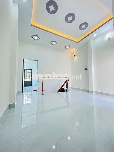 CHỈ 4.6 TỶ - MUA ĐƯỢC NHÀ SÁT VẠN PHÚC CITY 🔥
Nhà 2 Tầng 3 PN 2 WC