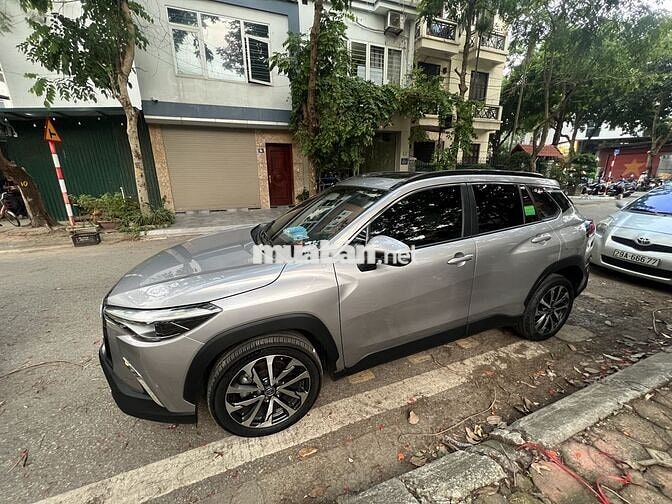 Toyota Cross 1.8V 2022 Bạc 7800 km