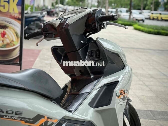 Honda Air Blade Sport Xám Xi Măng thể thao 29H2