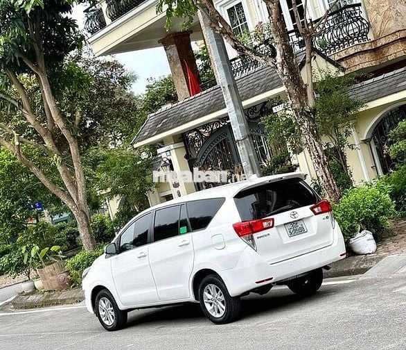 Toyota Innova 2.0E MT 2020 Trắng Số sàn