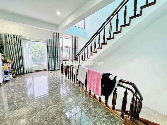 CHO THUÊ NHÀ - HẺM ĐƯỜNG AMA KHÊ