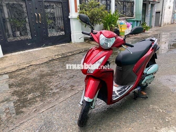 Honda Vision 2025 Cao Cấp màu Đỏ