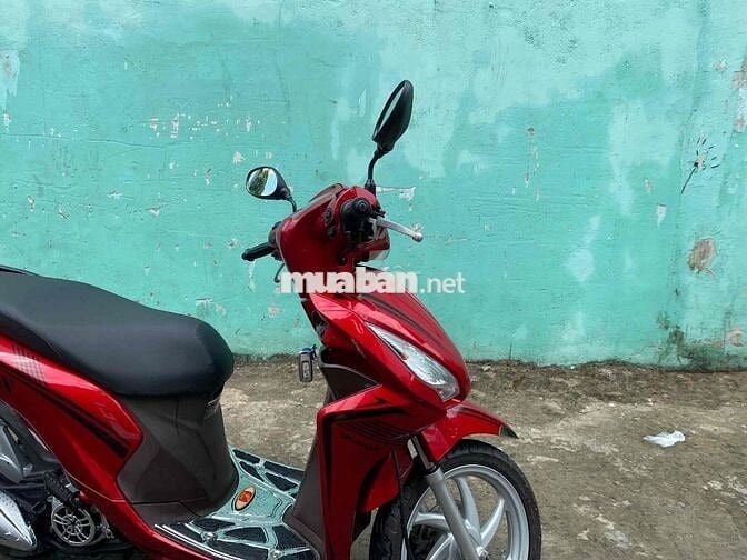 Honda Vision 2025 Cao Cấp màu Đỏ
