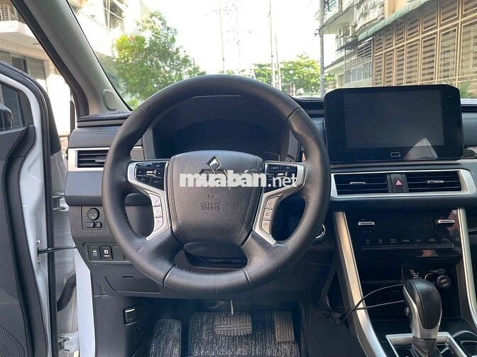 Mitsubishi Xpander Cross 2024 Trắng 30000 km