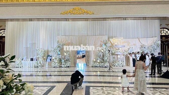 Tuyển 8 Nhân viên làm sự kiện bao ăn ở