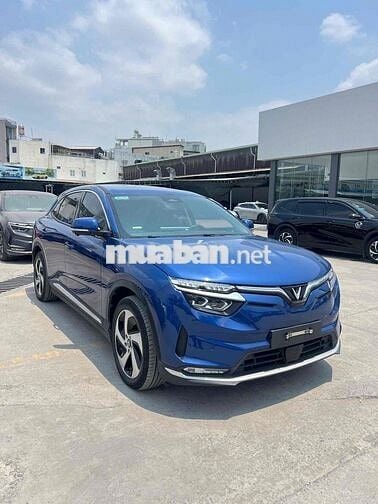 VinFast VF8 Eco Xanh 43.000km