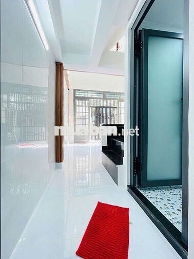 CHỈ 4.6 TỶ - MUA ĐƯỢC NHÀ SÁT VẠN PHÚC CITY 🔥
Nhà 2 Tầng 3 PN 2 WC