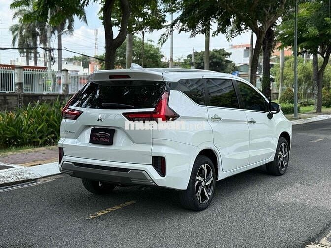 Mitsubishi Xpander Premium 2023 Trắng 50.000 km