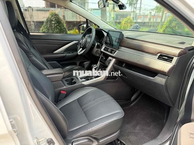 Mitsubishi Xpander Premium 2023 Trắng 50.000 km