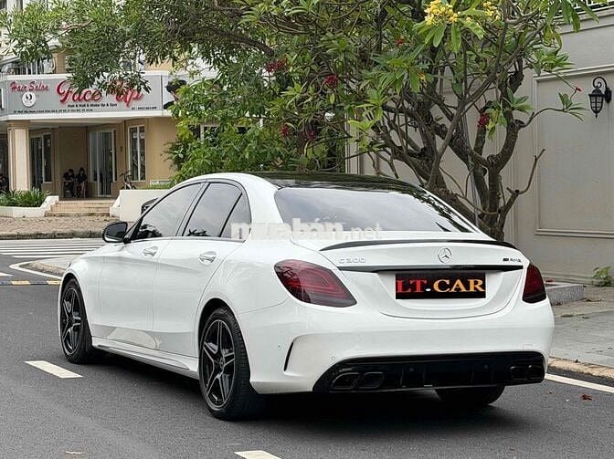 Mercedes-Benz C300 AMG 2020