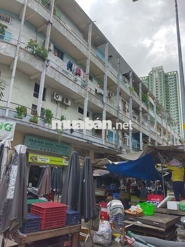 Cho thuê nguyên căn căn hộ chung cư lầu 3, Phùng Hưng, p14,q5