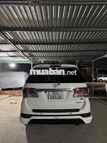 Toyota Fortuner TRD 2015 Xăng Trắng 92.000 km