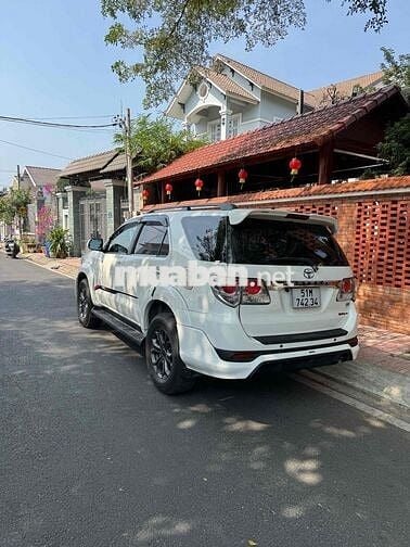 Toyota Fortuner TRD 2015 Xăng Trắng 92.000 km