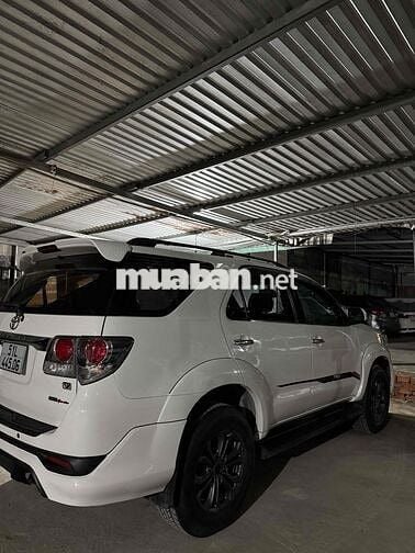 Toyota Fortuner TRD 2015 Xăng Trắng 92.000 km