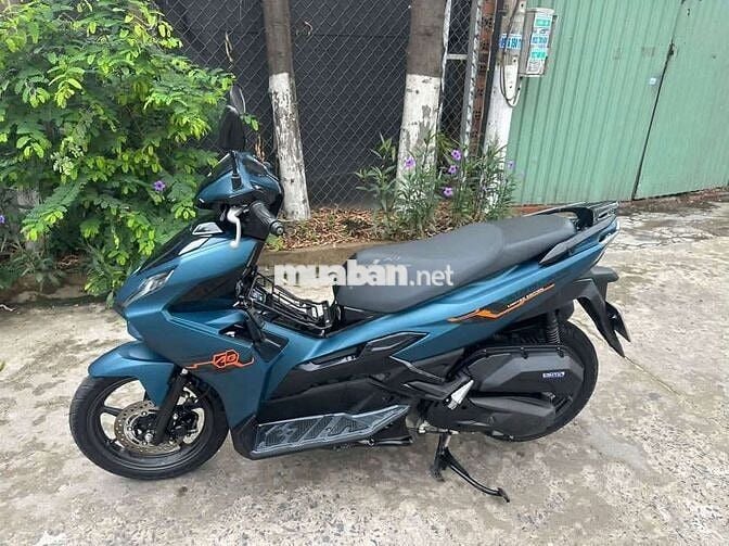 Honda Air Blade 125 2024 Xanh đen 8000 km