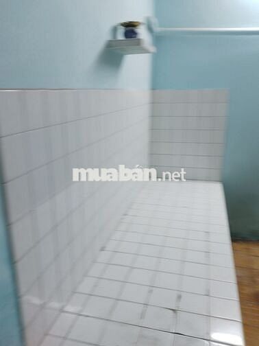 Cho thuê nguyên căn căn hộ chung cư lầu 3, Phùng Hưng, p14,q5