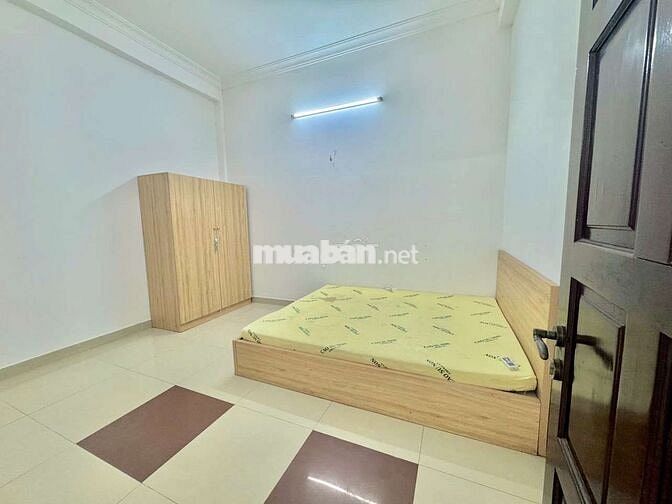 Căn hộ 2pn2wc bạn côngrộng gần 100m² full nội thất thang máy gần UTH