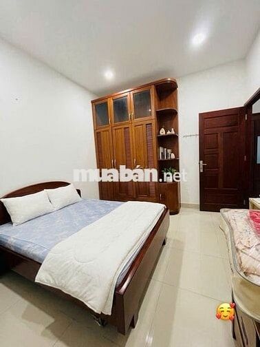 siêu phẩm nguyên căn 2pn full nt hẻm xe hơi Vinhomes