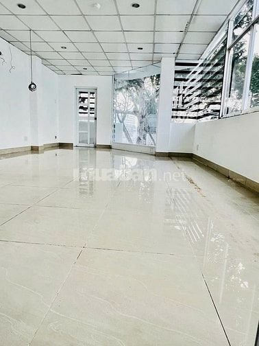 Cho Thuê Tòa Nhà 2 Mặt Tiền Nguyễn Tri Phương Quận 10, 7 lầu thang máy