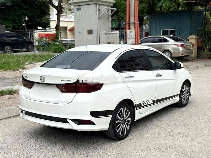 Honda City 1.5 Tự động 2018 Trắng 90000 km