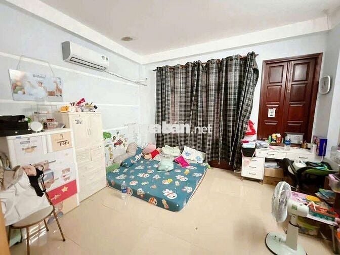 Cho thuê nhà hẻm 6m đường Đỗ NhuậnDT4,5x17m 1 trệt 2 lầu st 4pn 3wc 