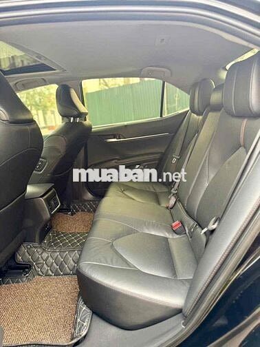Toyota Camry 2.5Q sản xuất 2023