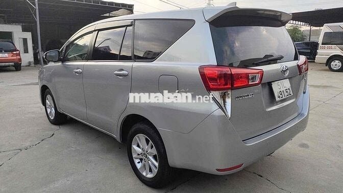 Toyota Innova G 2016 Số tự động Bạc 106.000km