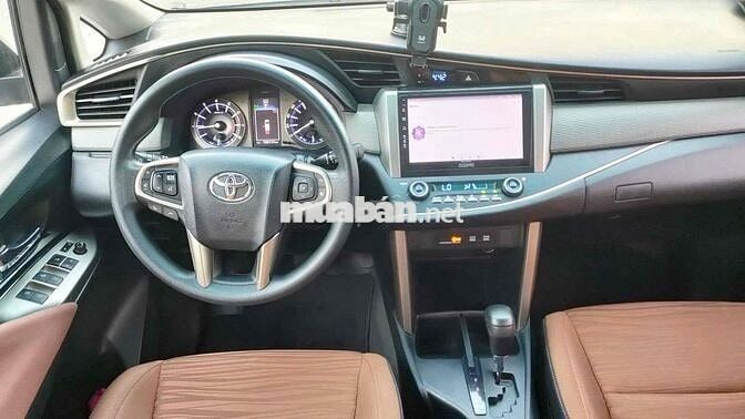 Toyota Innova G 2016 Số tự động Bạc 106.000km