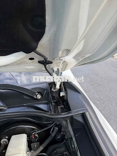 Toyota Fortuner 2022 Số sàn Trắng 7 chỗ