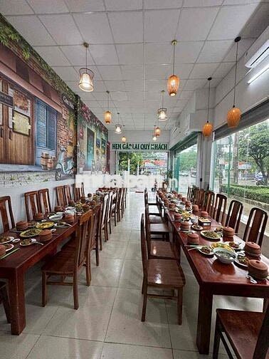 BÁN NHÀ MẶT TIỀN ĐƯỜNG LÊ VĂN KHƯƠNG  Vị trí đắc địa ngay khu vực tru