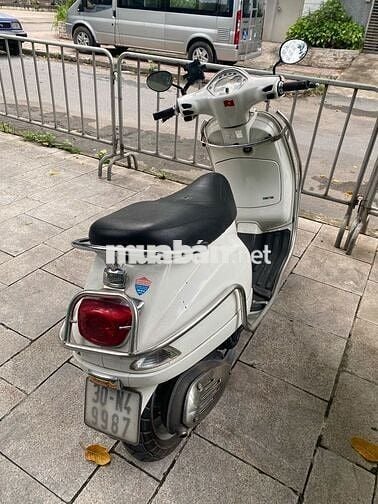 Piaggio Vespa LX 125cc 2010 Trắng