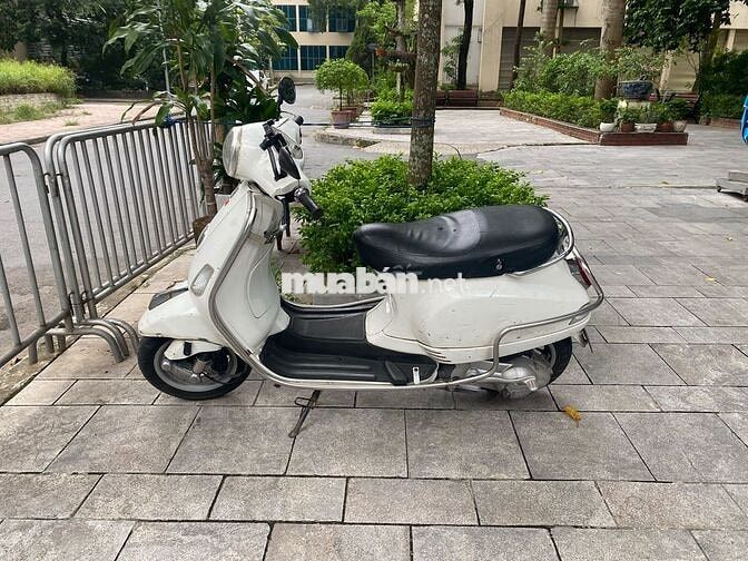 Piaggio Vespa LX 125cc 2010 Trắng