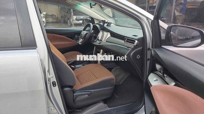 Toyota Innova G 2016 Số tự động Bạc 106.000km
